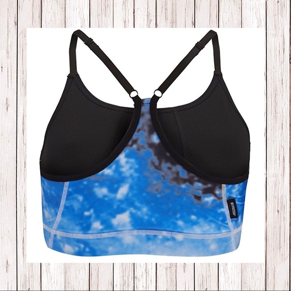 🎩 HOST PICK 🎩 WOMEN'S POWER BRA SIZES S/MED - Picture 2 of 4